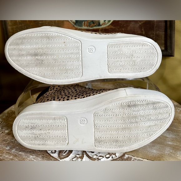 EUC Universal Threads “Brooklin” High-Top Sneakers Brown Leopard Print. Size 8.5 - Picture 11 of 12